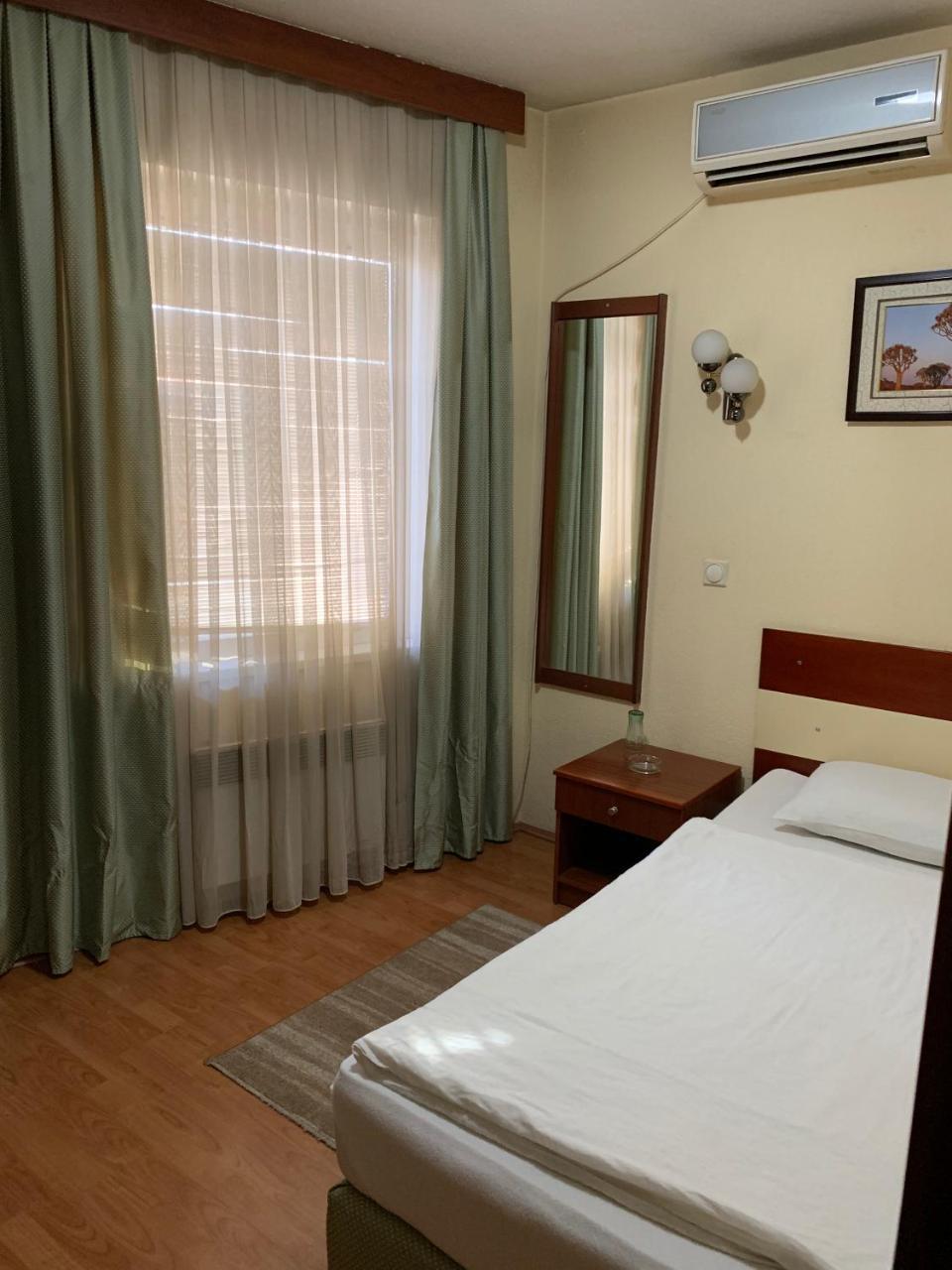 Hotel Ilinden Strumica Esterno foto